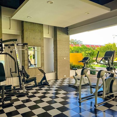 Patong Resort Hotel - Sha Extra Plus Exterior foto