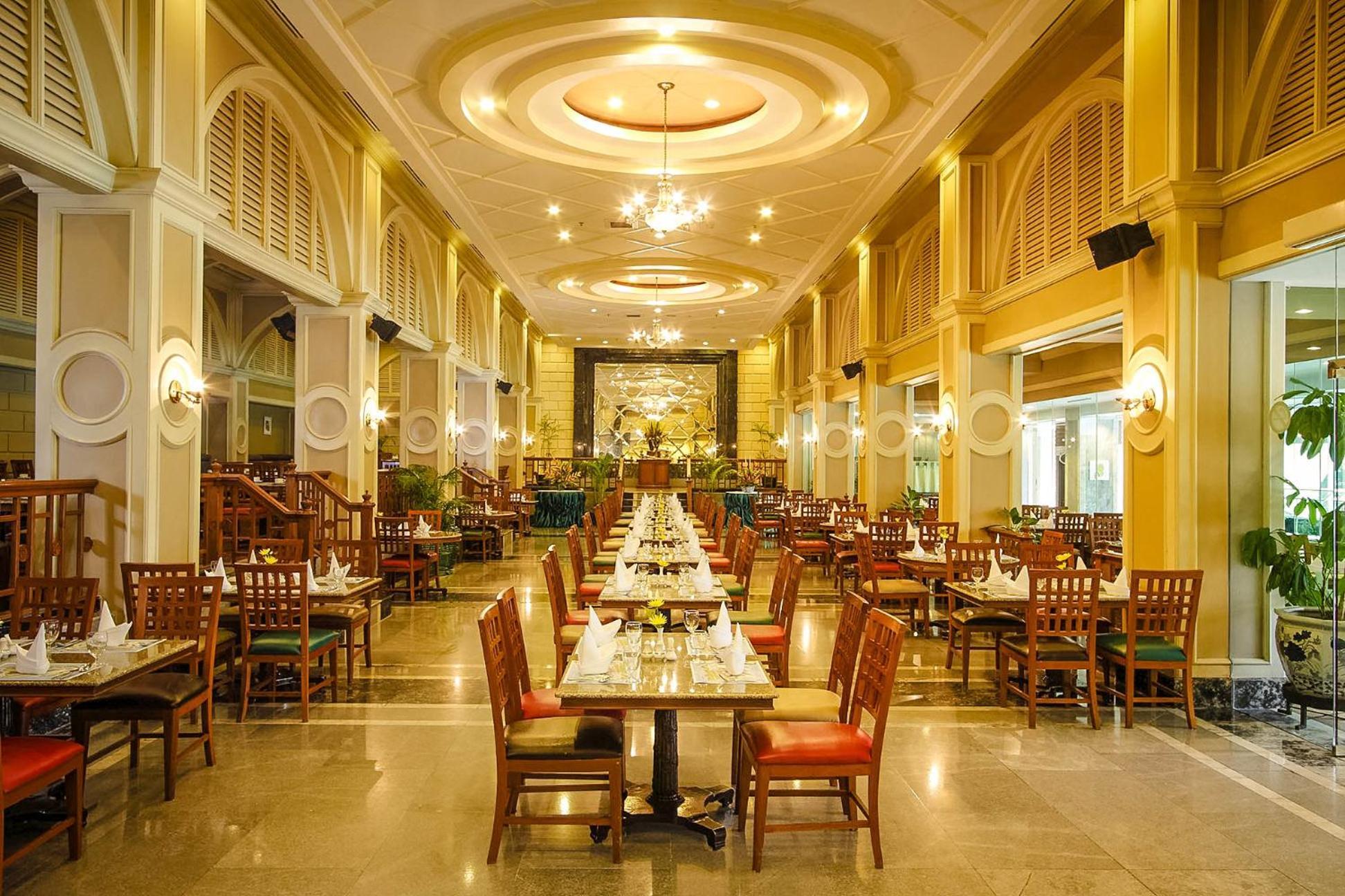 Patong Resort Hotel - Sha Extra Plus Exterior foto