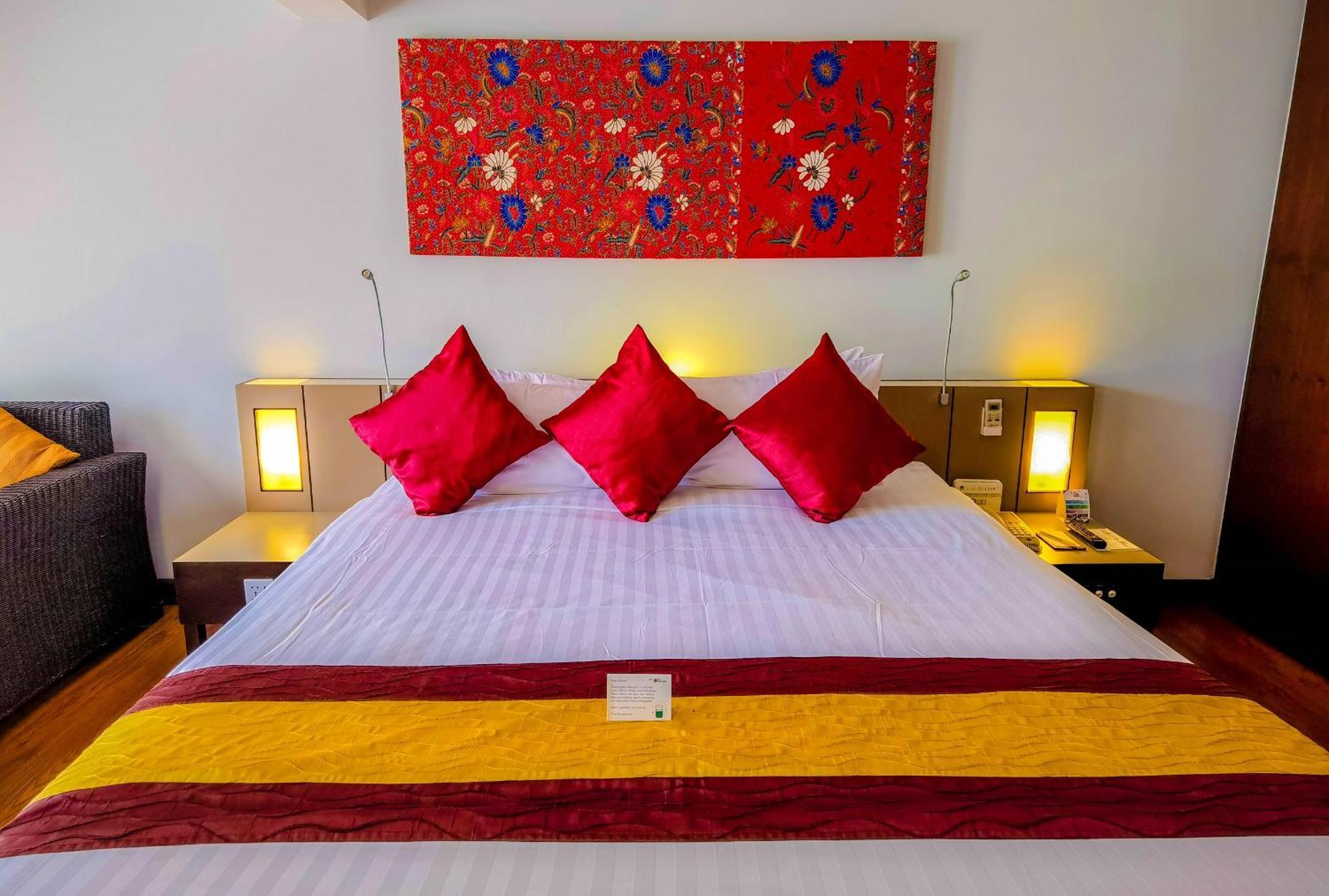 Patong Resort Hotel - Sha Extra Plus Exterior foto