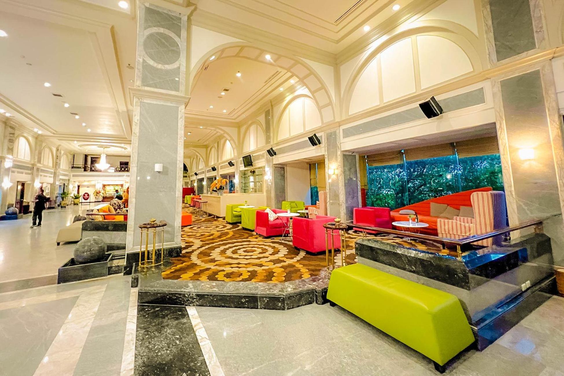Patong Resort Hotel - Sha Extra Plus Exterior foto